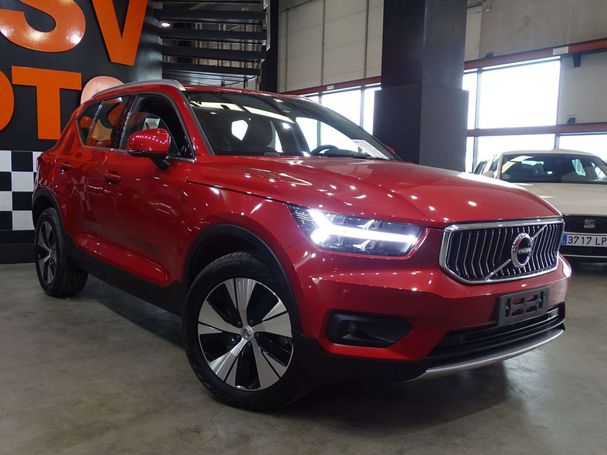 Volvo XC40 T4 192 kW image number 3