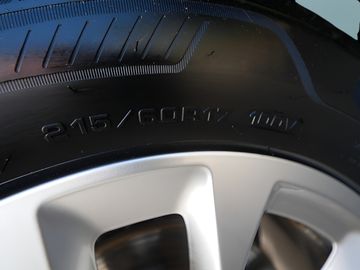 Car image 39