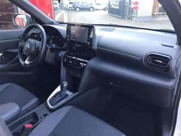 Car image 11