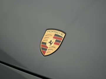 Car image 39
