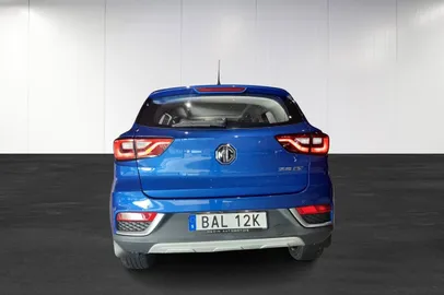 Car image 20