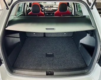 Car image 35