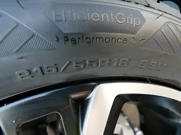 Car image 42