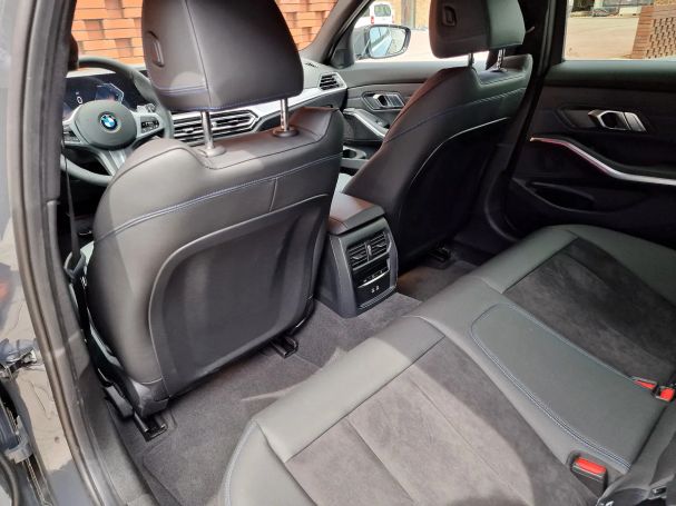 BMW 320d Touring xDrive 140 kW image number 20