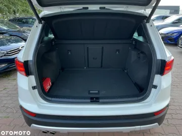 Car image 36