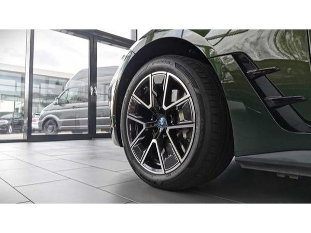 BMW i4 eDrive M Sport 250 kW image number 26