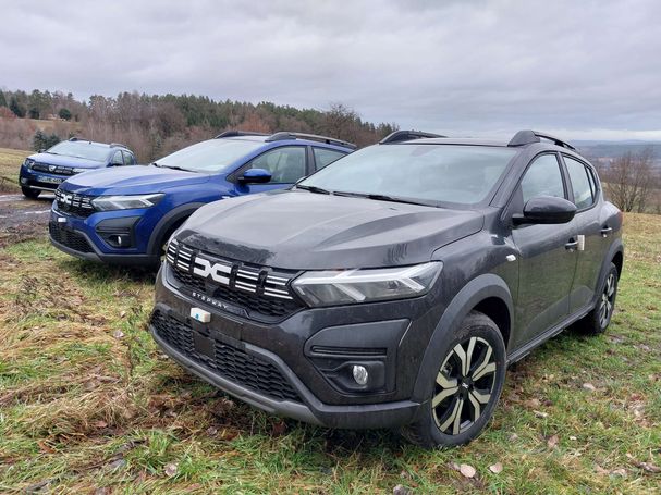 Dacia Sandero TCe 90 Expression CVT 67 kW image number 1