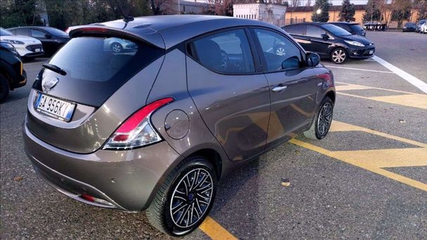 Lancia Ypsilon 51 kW image number 2