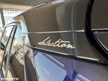 Car image 40
