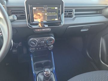 Car image 13