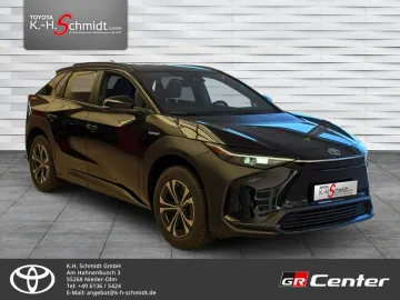 Car image 2