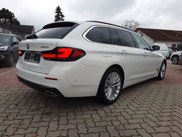 BMW 530i Touring Luxury Line 185 kW image number 6