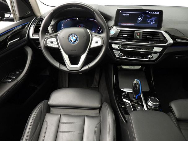 BMW iX3 210 kW image number 10