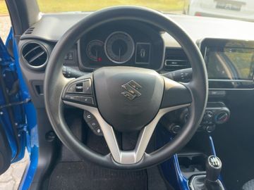 Car image 10