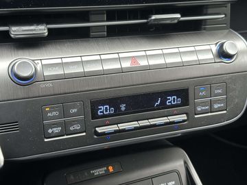 Car image 36