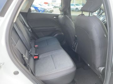 Car image 12