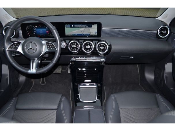 Mercedes-Benz A 220 4Matic Progressive 140 kW image number 11