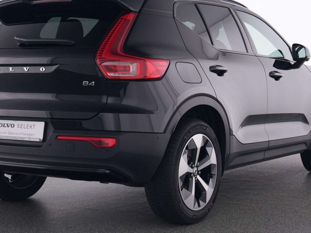 Volvo XC40 B4 Ultimate Dark 145 kW image number 11