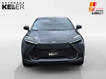 Car image 3