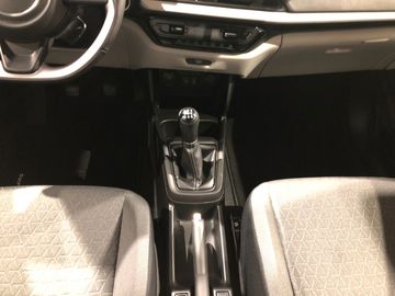 Car image 16