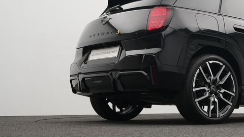 Car image 22