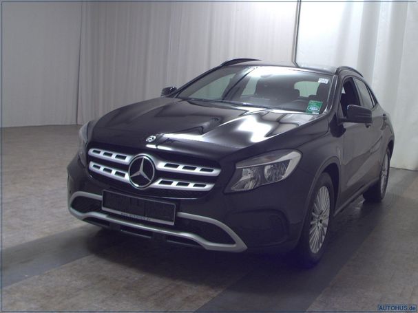 Mercedes-Benz GLA 200 115 kW image number 1