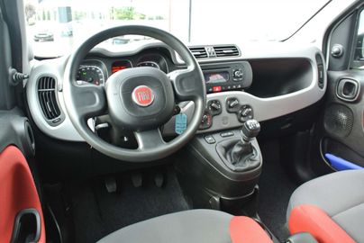 Car image 15