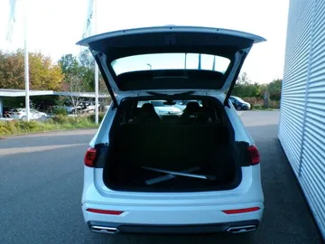 Car image 49