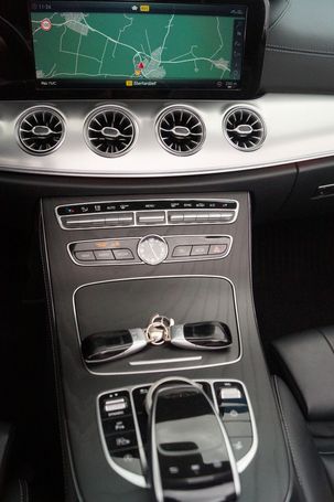 Mercedes-Benz E 220 d Cabrio Avantgarde 143 kW image number 16