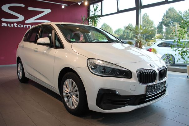 BMW 218i Active Tourer Advantage 100 kW image number 2