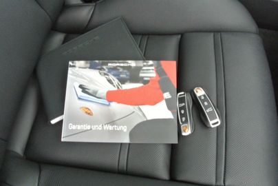 Car image 31