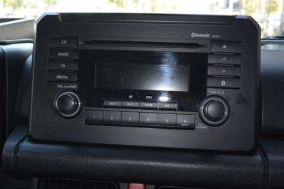 Car image 26