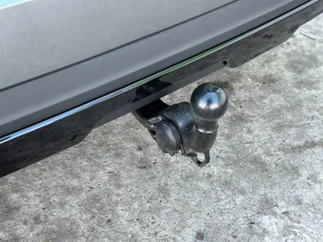 Car image 47