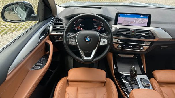 BMW X4 xDrive 140 kW image number 13