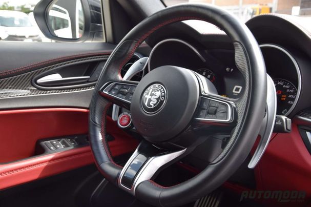 Alfa Romeo Stelvio V6 2.9 Quadrifoglio 375 kW image number 12