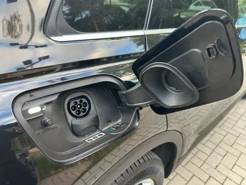 Car image 29