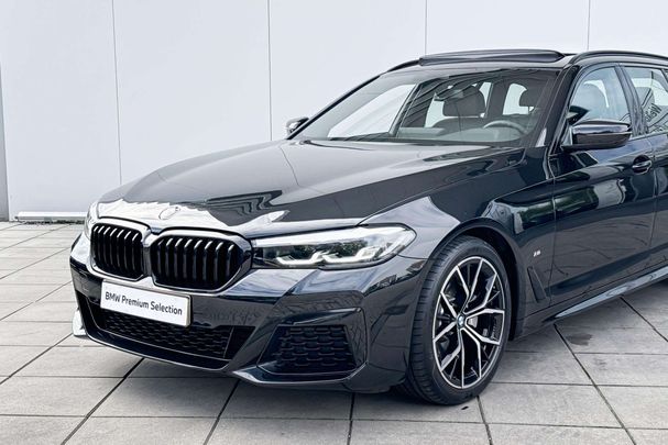 BMW 520i Touring 135 kW image number 25