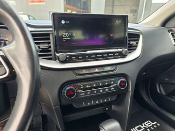 Car image 37