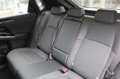 Car image 31