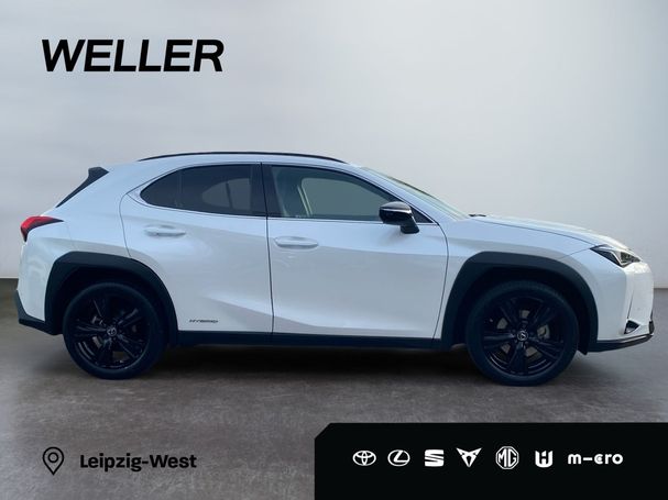 Lexus UX 250h 135 kW image number 18