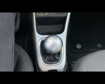 Car image 21