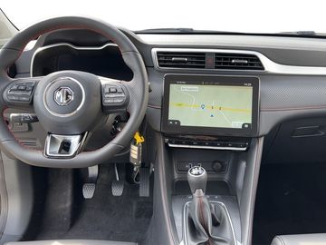 Car image 14