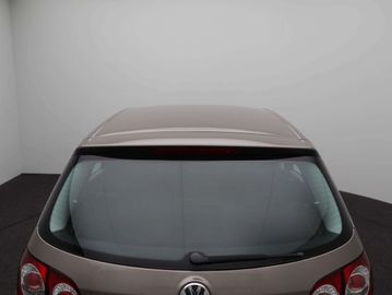 Car image 38