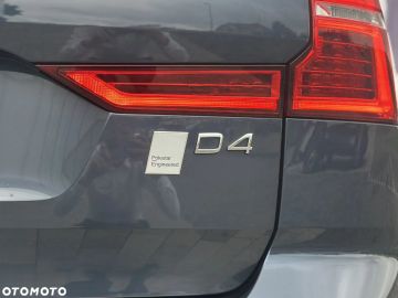 Car image 38