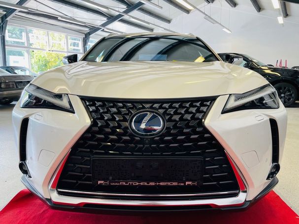 Lexus UX 250h 135 kW image number 11