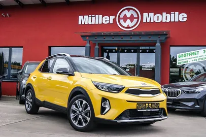Car image 23