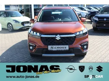 Car image 3