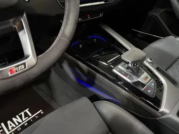 Car image 33