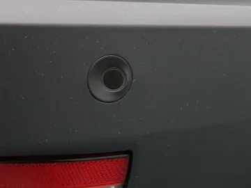 Car image 36