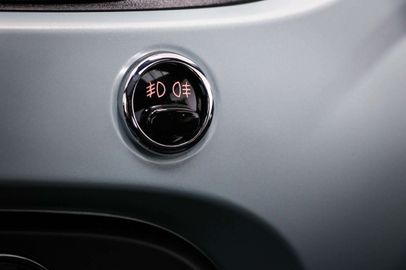 Car image 36